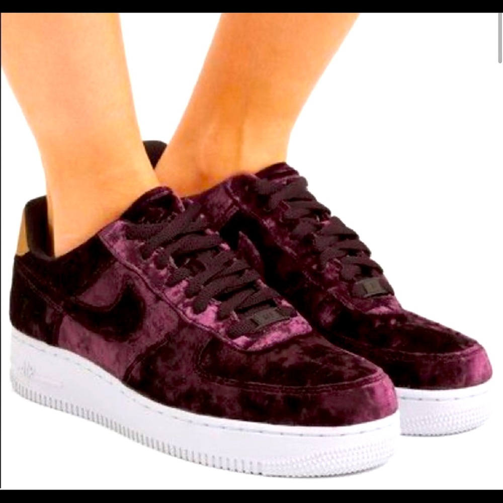 Nike Air Force 1-Low 07s women’s size 9